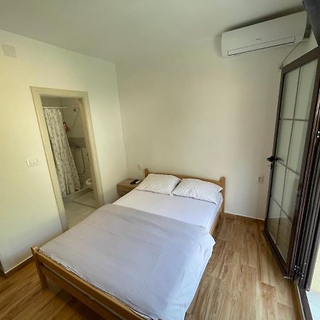 Apartments Dionis Котор Экстерьер фото