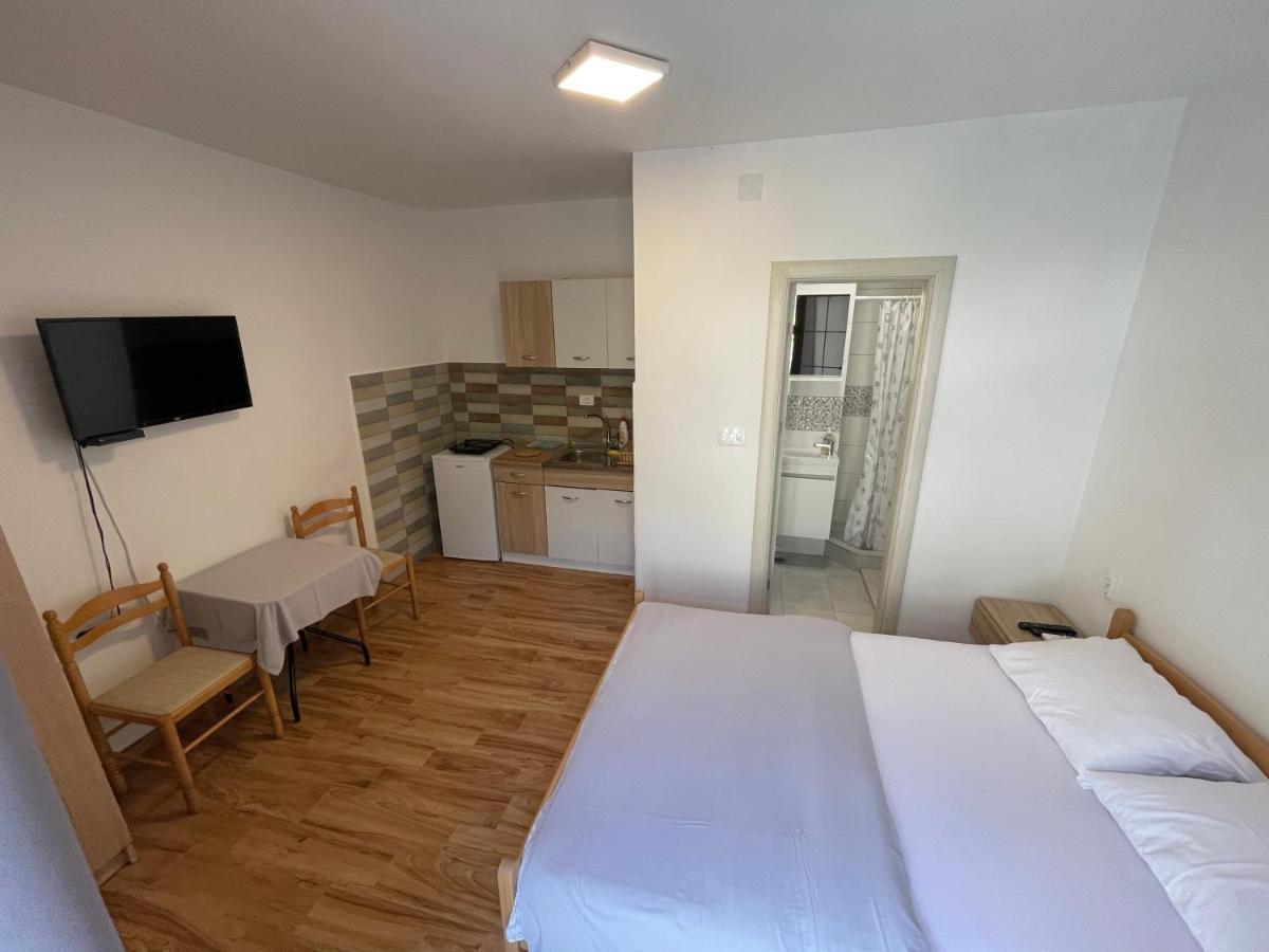 Apartments Dionis Котор Экстерьер фото